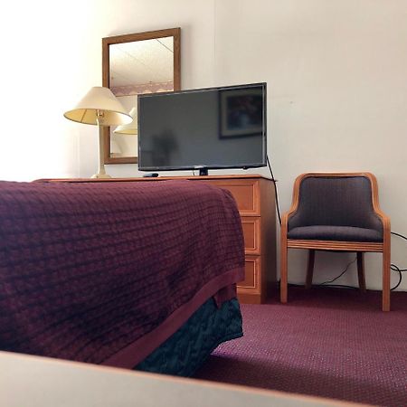 Kewanee Motor Lodge Buitenkant foto