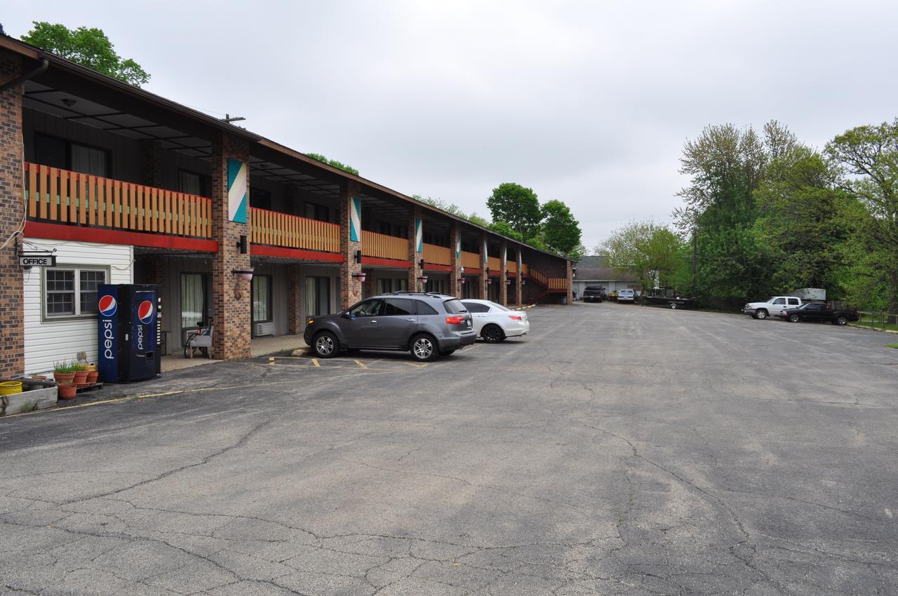 Kewanee Motor Lodge Buitenkant foto