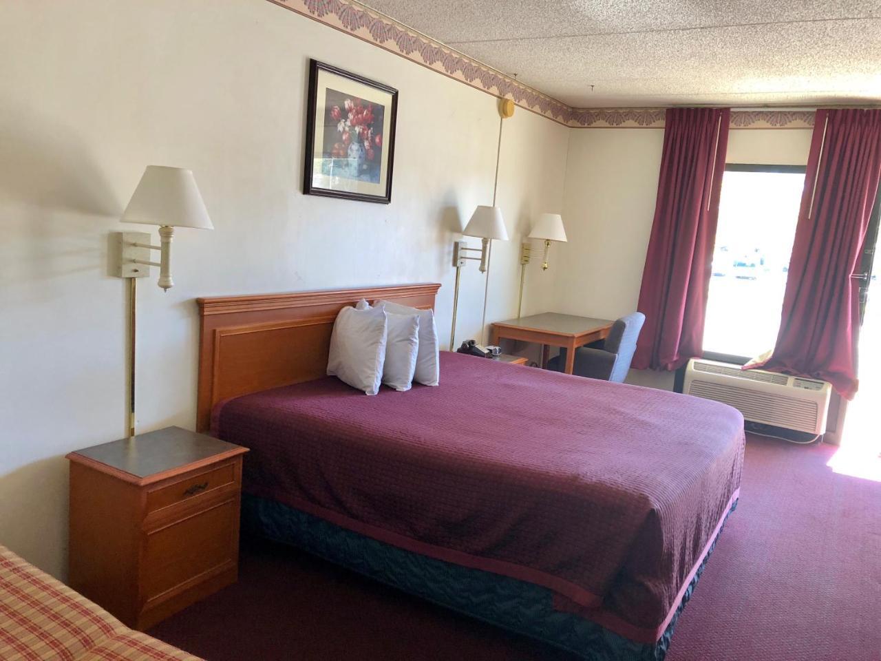 Kewanee Motor Lodge Buitenkant foto