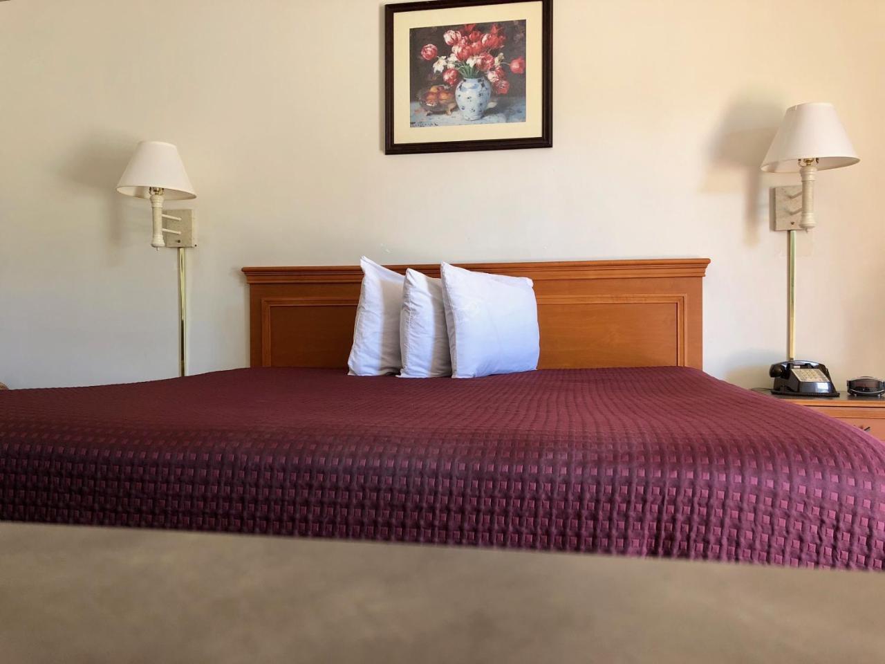 Kewanee Motor Lodge Buitenkant foto